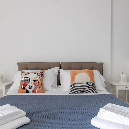 Apartment Little Rose Catania